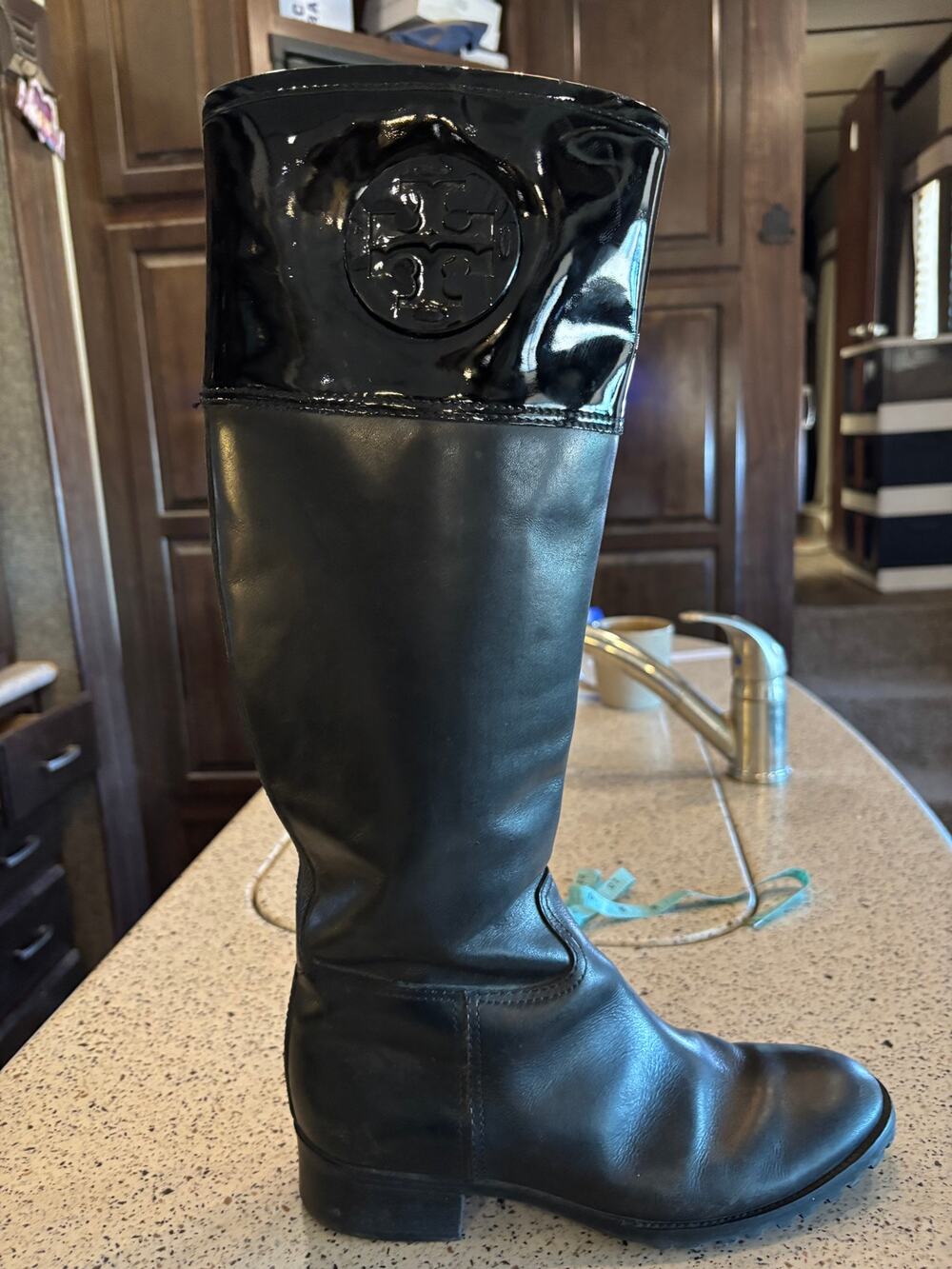 Tory Burch Woman’s Black Logo Riding Boots. Beautiful and Classy Size 8.5 M